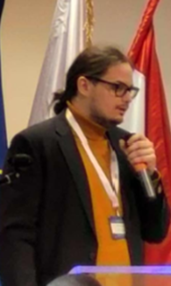 László BAUER